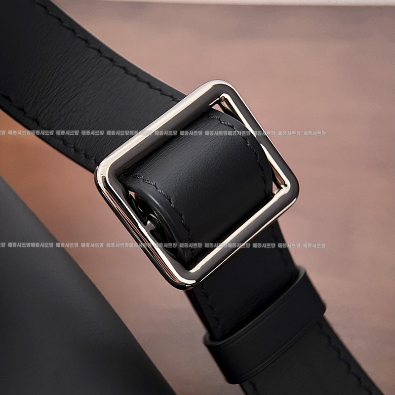 루이비통러쉬범백 20260111-125611-012루이비통러쉬범백 .jpg