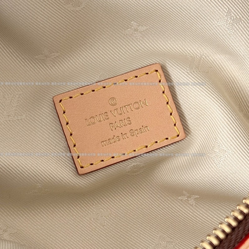 루이비통하이라이즈범백  20260111-134336-015 루이비통하이라이즈범백 .jpg