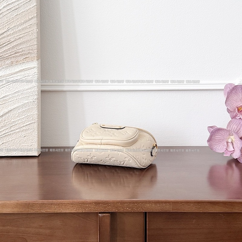 루이비통미니범백크림  20260111-142228-007 루이비통미니범백크림 .jpg