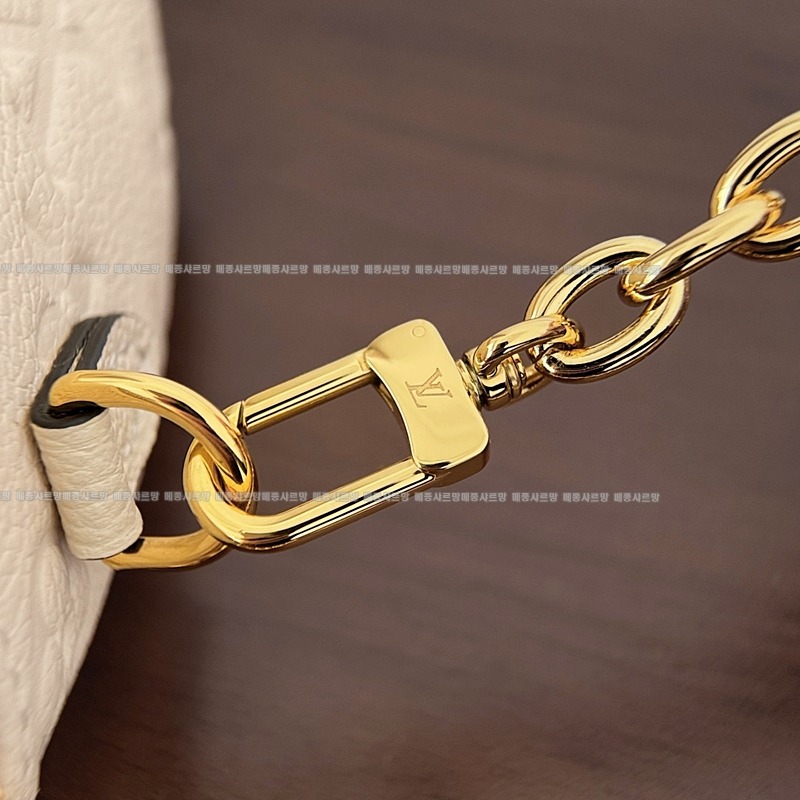 루이비통미니범백크림  20260111-142229-016 루이비통미니범백크림 .jpg