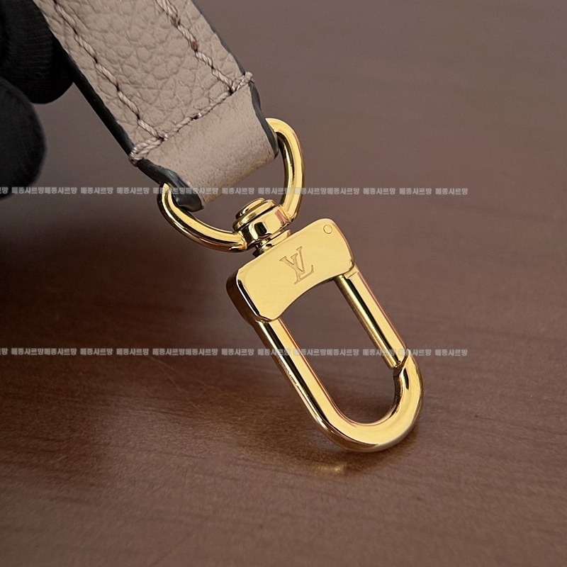 루이비통미니범백구아바  20260111-143730-015 루이비통미니범백구아바 .jpg