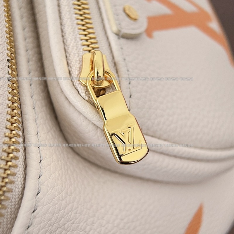 루이비통미니범백아이보리  20260111-145644-012 루이비통미니범백아이보리 .jpg