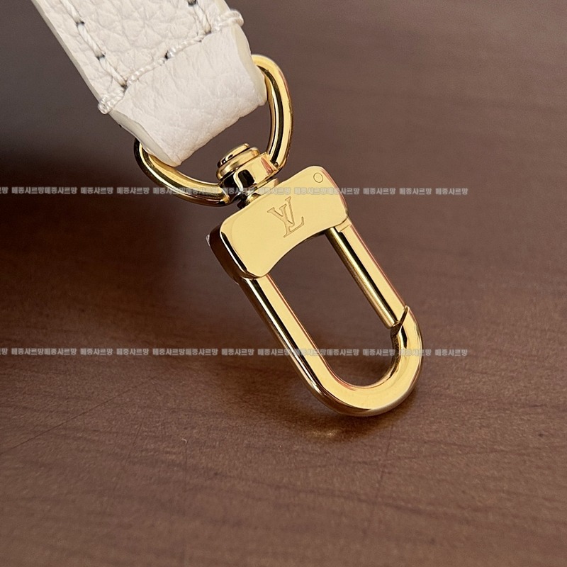 루이비통미니범백아이보리  20260111-145645-016 루이비통미니범백아이보리 .jpg