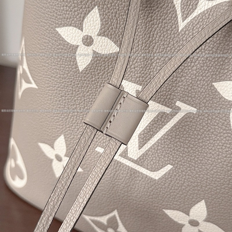 루이비통네오노에MM바이컬러  20260112-094134-014 루이비통네오노에MM바이컬러.jpg