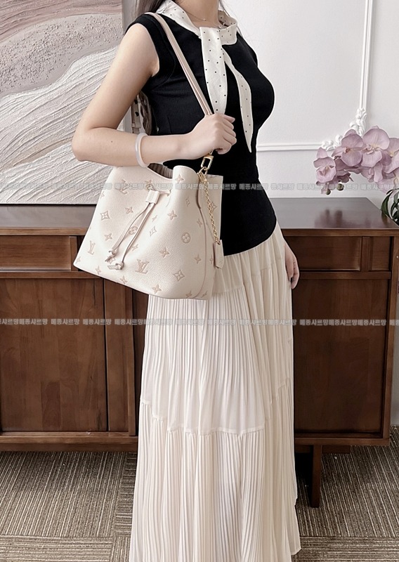 루이비통네오노에MM엥프렝뜨20260112-095634-003 루이비통네오노에MM엥프렝뜨.jpg