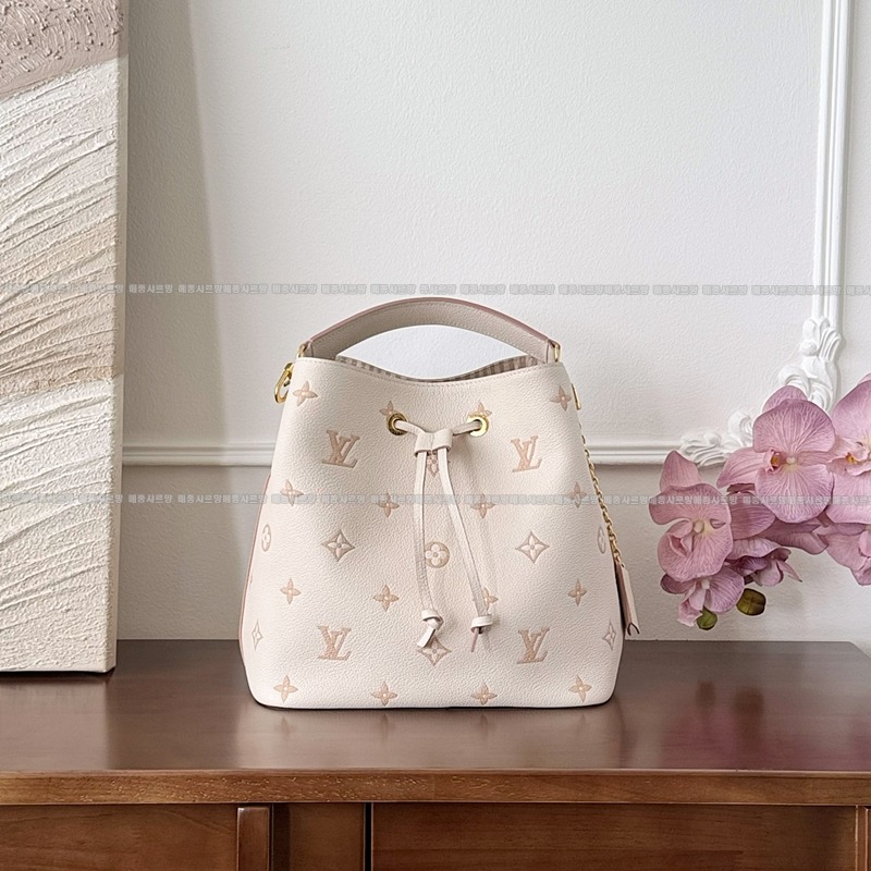 루이비통네오노에MM엥프렝뜨20260112-095635-006 루이비통네오노에MM엥프렝뜨.jpg