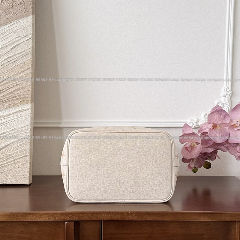 루이비통네오노에MM엥프렝뜨20260112-095635-009 루이비통네오노에MM엥프렝뜨.jpg