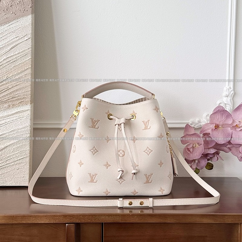 루이비통네오노에MM엥프렝뜨20260112-095635-010 루이비통네오노에MM엥프렝뜨.jpg