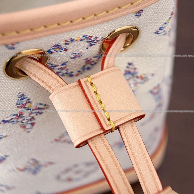 루이비통나노노에  20260112-120327-012 루이비통나노노에모노그램자카드  .jpg