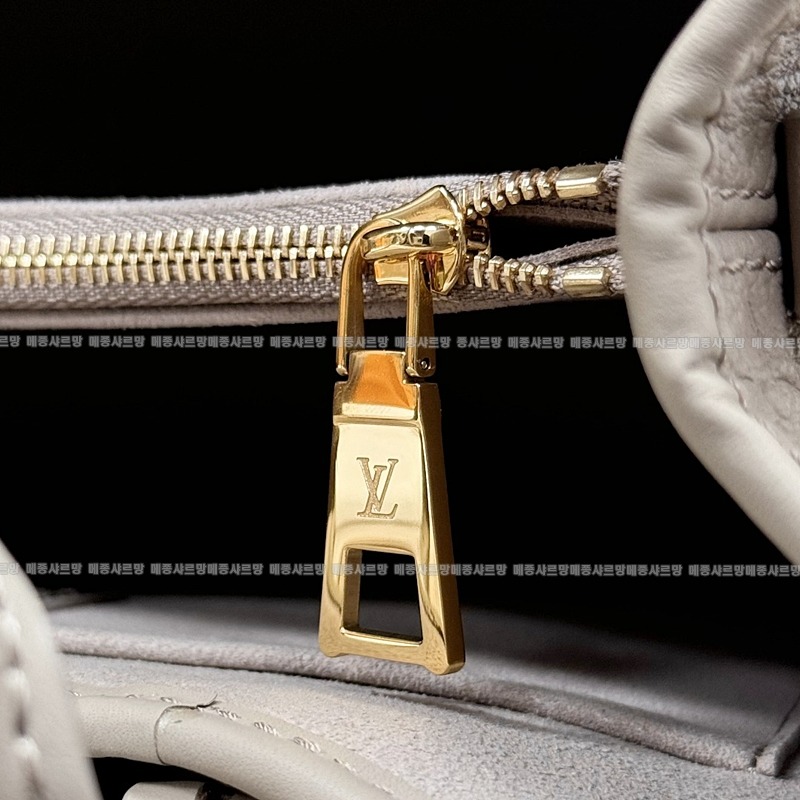 루이비통바빌론토트투르테렐 20260112-154606-006 루이비통바빌론토트투르테렐  .jpg