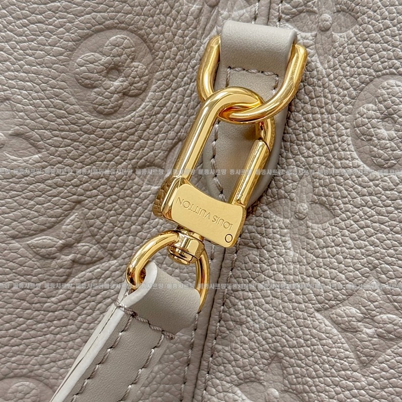 루이비통바빌론토트투르테렐 20260112-154607-007 루이비통바빌론토트투르테렐  .jpg