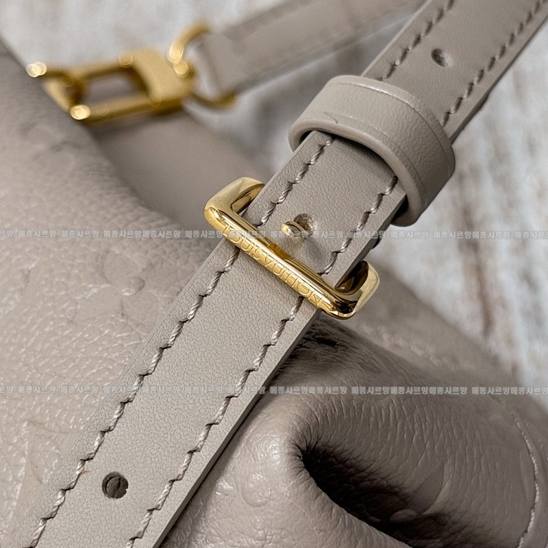 루이비통바빌론토트투르테렐 20260112-154607-008 루이비통바빌론토트투르테렐  .jpg