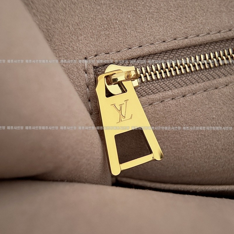 루이비통온더고MM바이컬러 20260113-103357-009 루이비통온더고MM바이컬러 .jpg