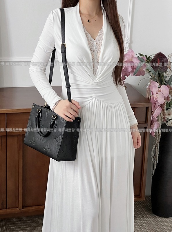 루이비통온더고PM블랙20260113-162103-017 루이비통온더고PM블랙 .jpg