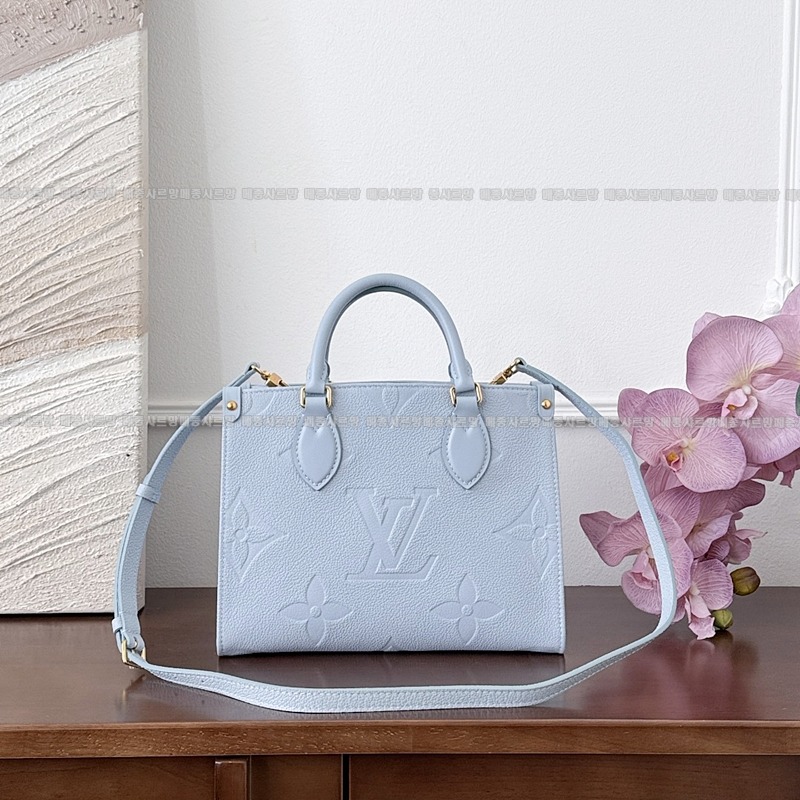 루이비통온더고PM블루아워20260114-124253-006 루이비통온더고PM블루아워.jpg