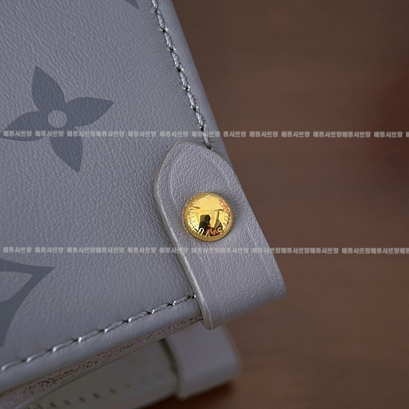 루이비통온더고PM모노그램잉크20260114-130113-015 루이비통온더고PM모노그램잉크.jpg