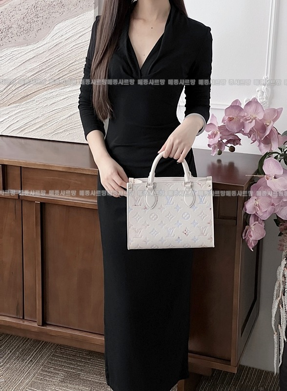 루이비통온더고모노그램데님 20260114-133038-003 루이비통온더고모노그램데님 .jpg