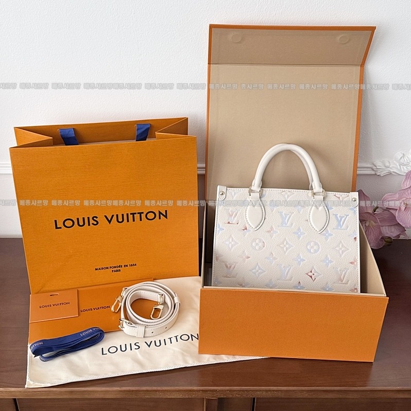 루이비통온더고모노그램데님 20260114-133038-004 루이비통온더고모노그램데님 .jpg