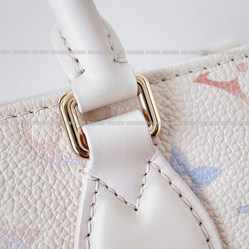 루이비통온더고모노그램데님 20260114-133039-010 루이비통온더고모노그램데님 .jpg