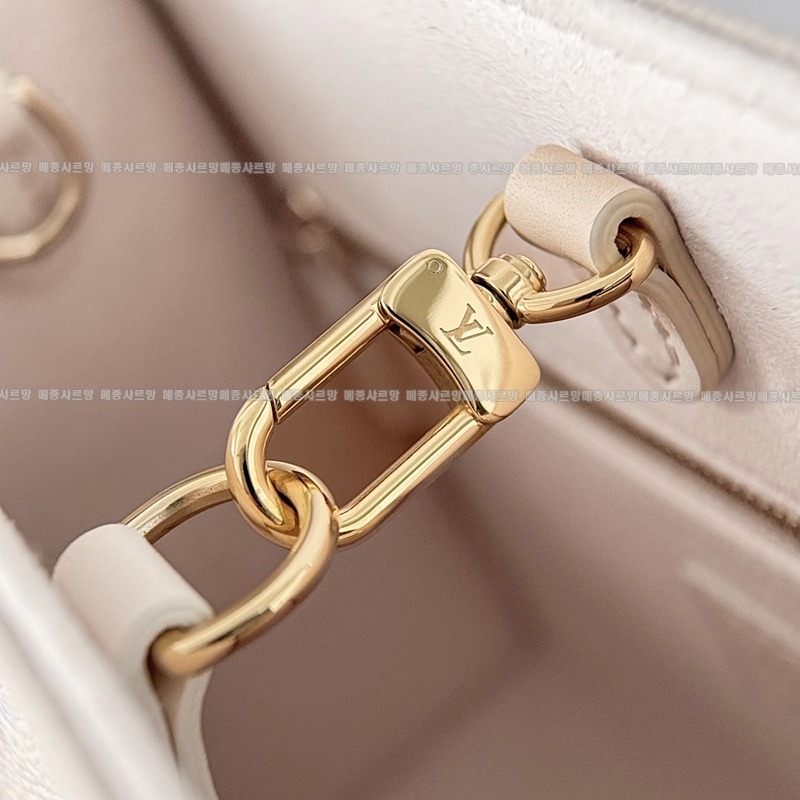 루이비통온더고모노그램데님 20260114-133039-012 루이비통온더고모노그램데님 .jpg