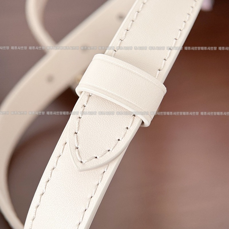 루이비통온더고모노그램데님 20260114-133041-019 루이비통온더고모노그램데님 .jpg