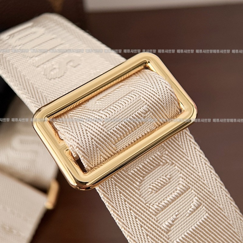 루이비통온더고펀칭 20260114-134228-016 루이비통온더고펀칭 .jpg