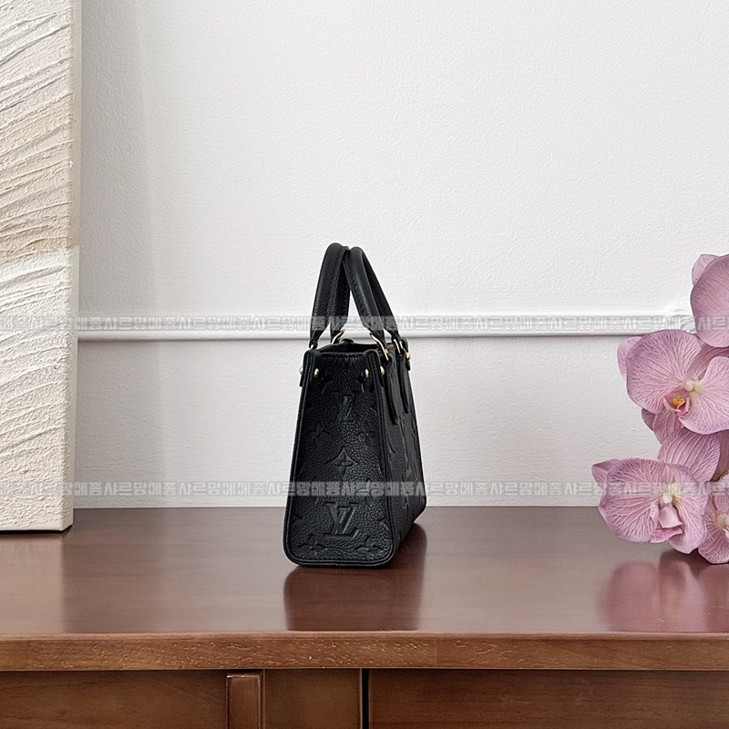 루이비통몽수리럭색20260115-145135-007루이비통몽수리럭색 .jpg