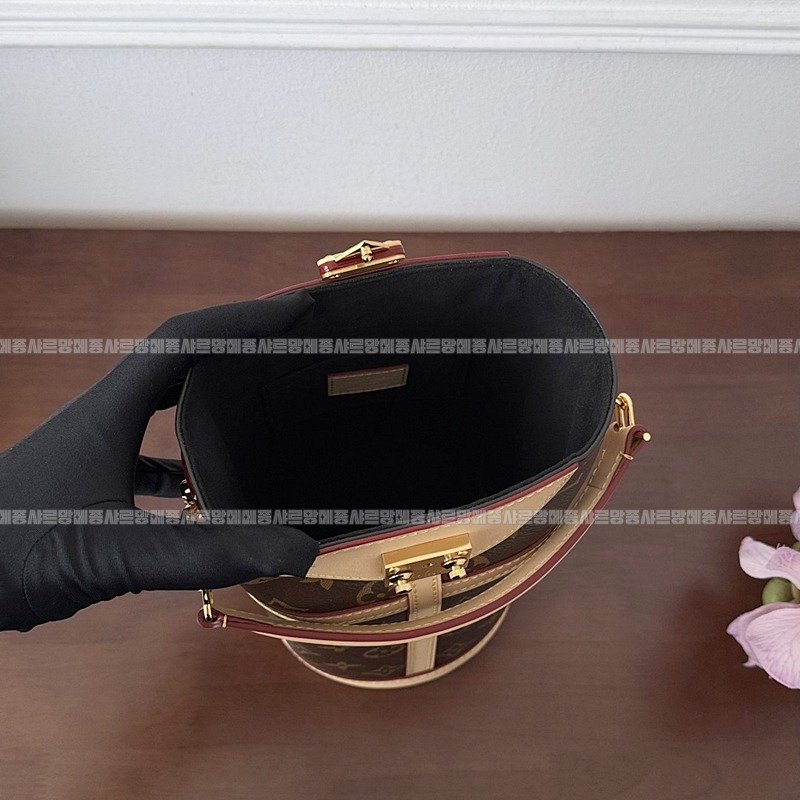 루이비통더플백 wsxc1768497570494_8루이비통더플백 .jpg