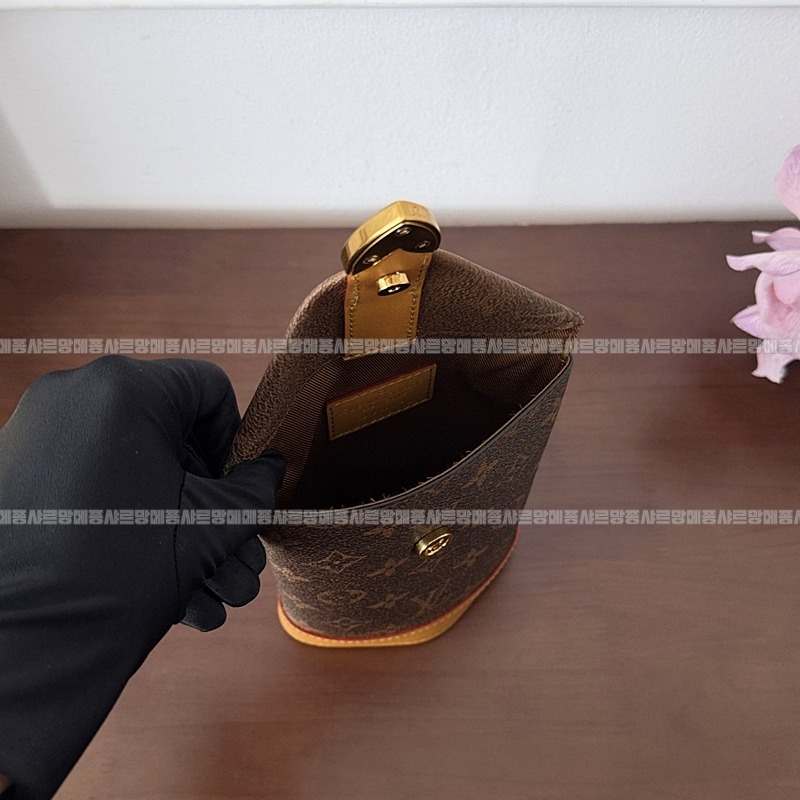 루이비통엔벨로프파우치 20260116-094642-017루이비통엔벨로프파우치 .jpg