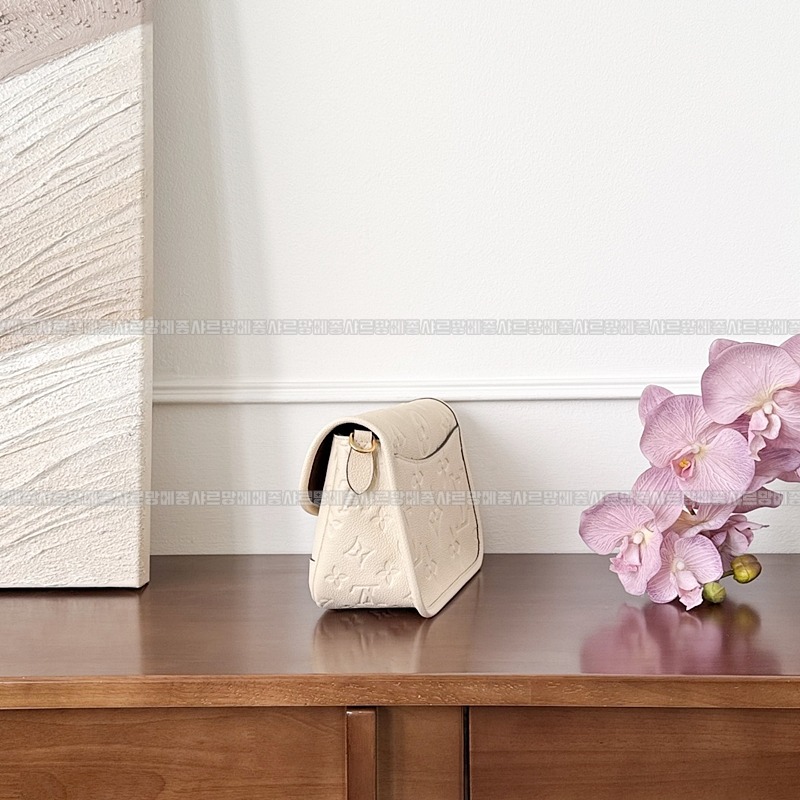 루이비통다니앤아이보리 20260116-110151-007루이비통다니앤 .jpg