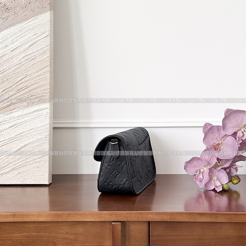 루이비통다니앤블랙 20260116-110658-007루이비통다니앤 .jpg