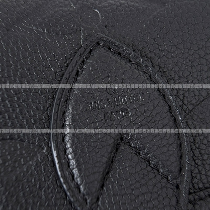 루이비통다니앤블랙 20260116-110658-011루이비통다니앤 .jpg