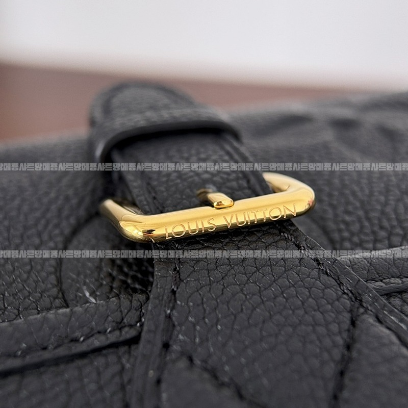 루이비통다니앤블랙 20260116-110658-010루이비통다니앤 .jpg