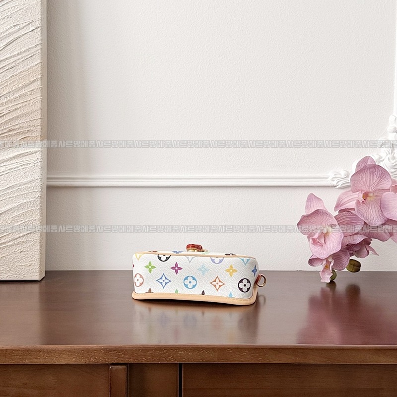 루이비통모노그램 멀티컬러 나오다니엔숄더백20260116-124531-008루이비통다니앤 .jpg