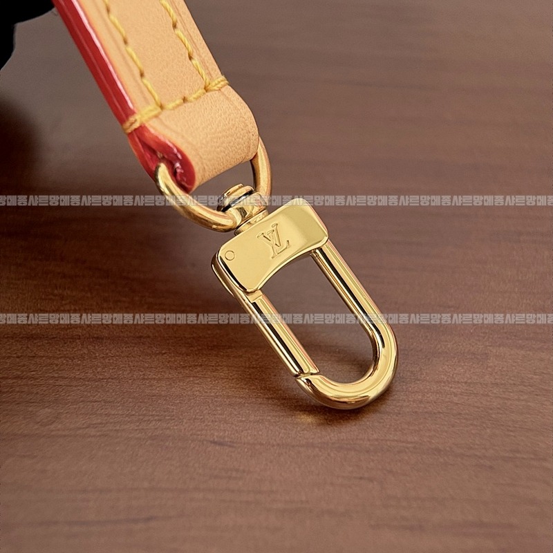 루이비통모노그램 멀티컬러 나오다니엔숄더백20260116-124532-016루이비통다니앤 .jpg