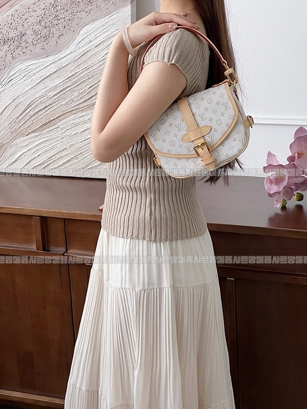 루이비통소뮈르BB 20260116-132540-002루 .jpg