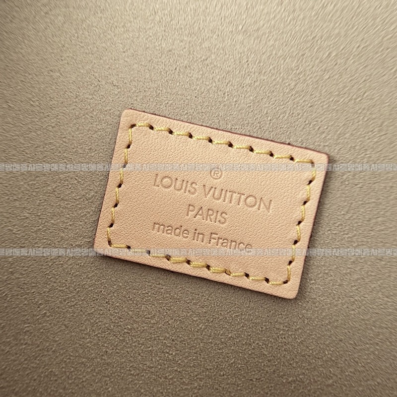 루이비통소뮈르BB 20260116-133650-012루 .jpg