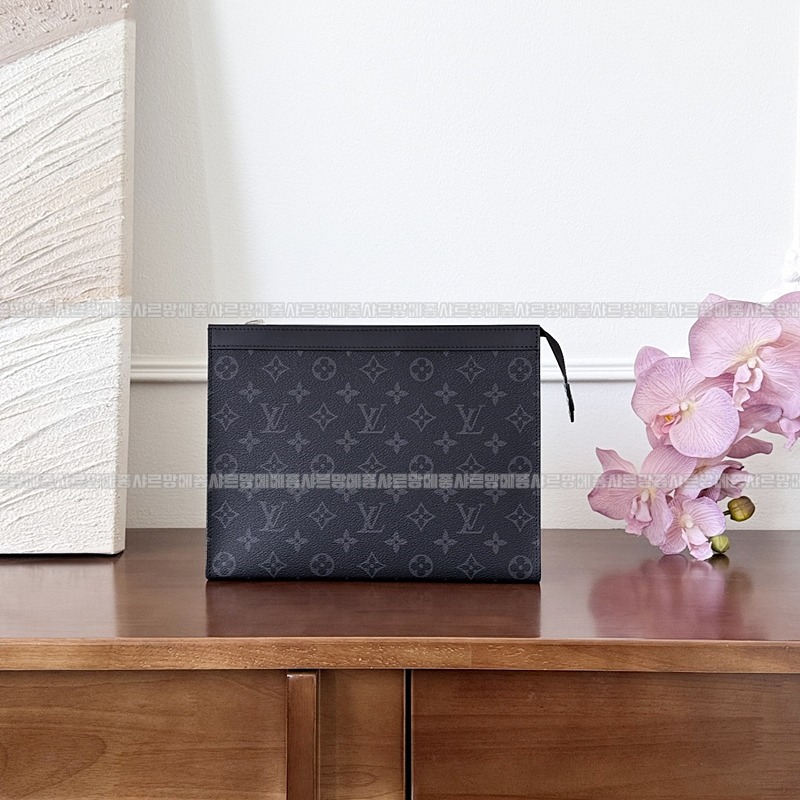 루이비통포쉐트보야주MM모노그램이클립스켄버스클러치20260116-151250-005루 .jpg