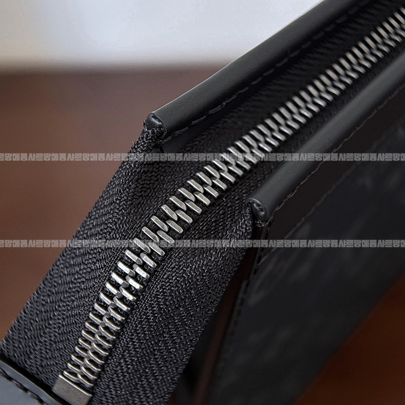 루이비통포쉐트보야주MM모노그램이클립스켄버스클러치20260116-151251-013루 .jpg