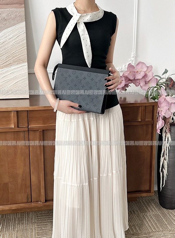 루이비통포쉐트보야주MM모노그램이크립스리버스20260116-153718-003루 .jpg