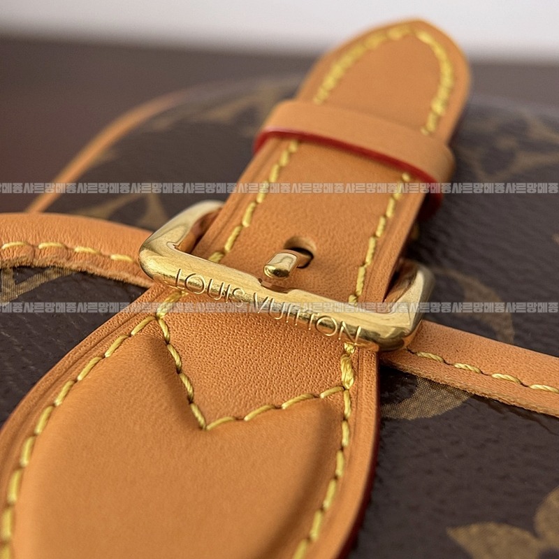 루이비통사첼웨어러블월릿20260116-161806-011루 .jpg