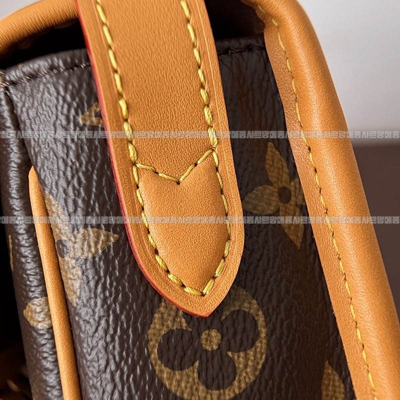 루이비통사첼웨어러블월릿20260116-161807-013루 .jpg