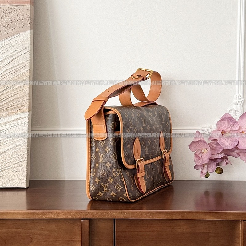 루이비통사첼메신저백20260116-162424-007루 .jpg