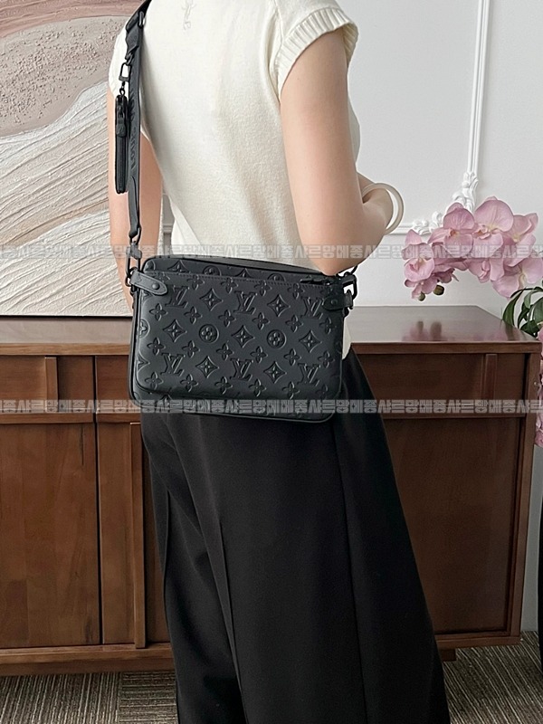 루이비통트리오메신저20260117-125336-001루.jpg