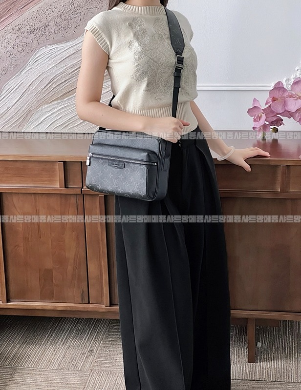 루이비통아웃도어메신저PM 20260117-135225-002루.jpg