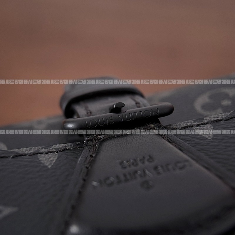 루이비통몽수리웨어러블월릿크로스백 20260117-140649-011루.jpg