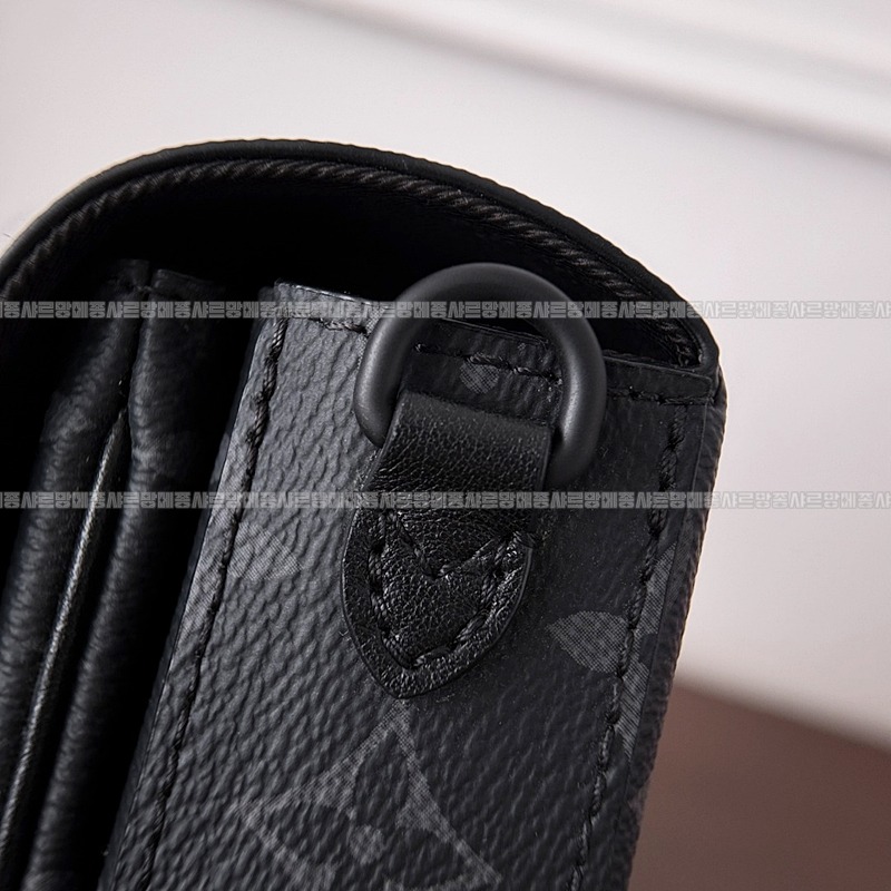 루이비통몽수리웨어러블월릿크로스백 20260117-140649-012루.jpg