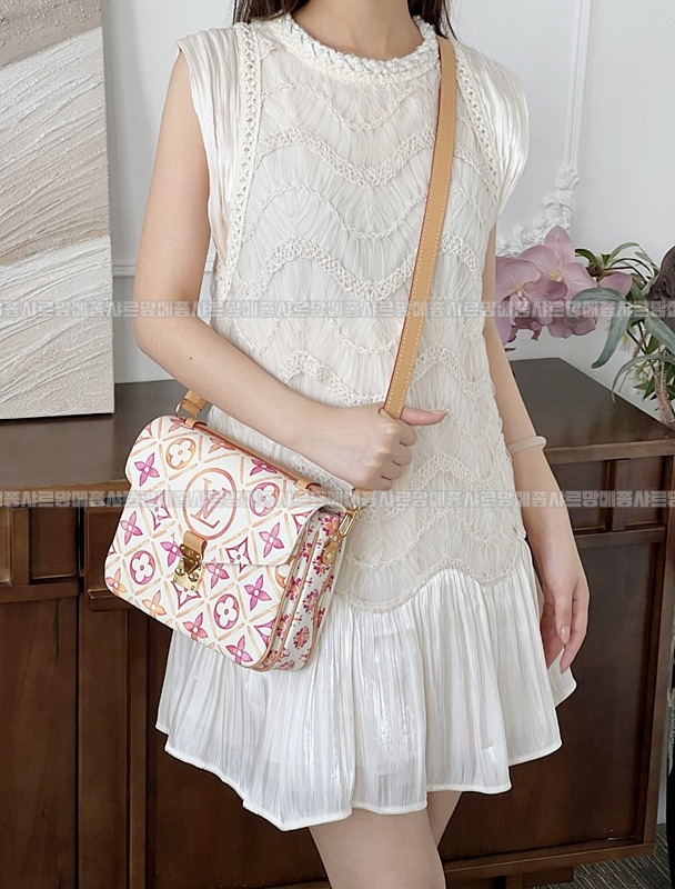 루이비통모노그램타일스바이더폴포쉐트메티스MM 20260117-142702-001루.jpg