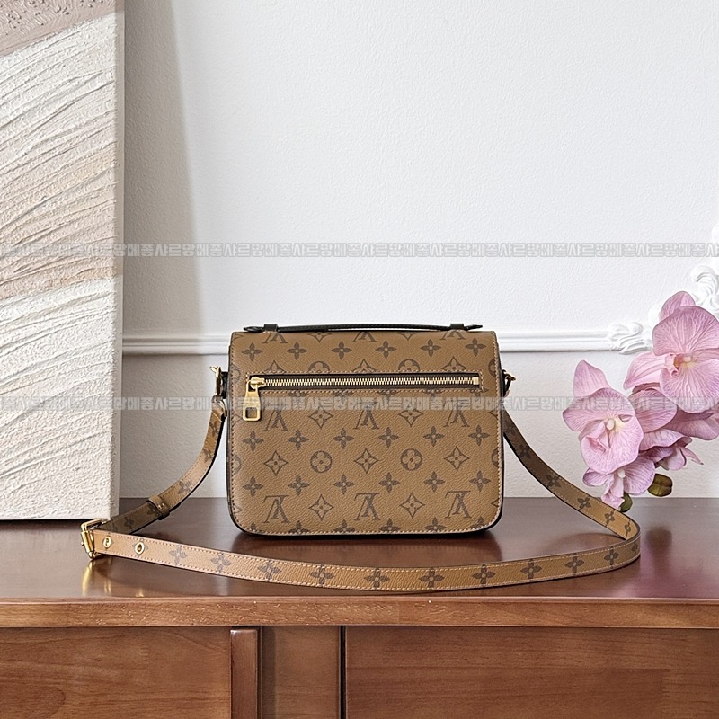 루이비통포쉐트메티스모노그램리버스브라운 20260117-150211-006루.jpg