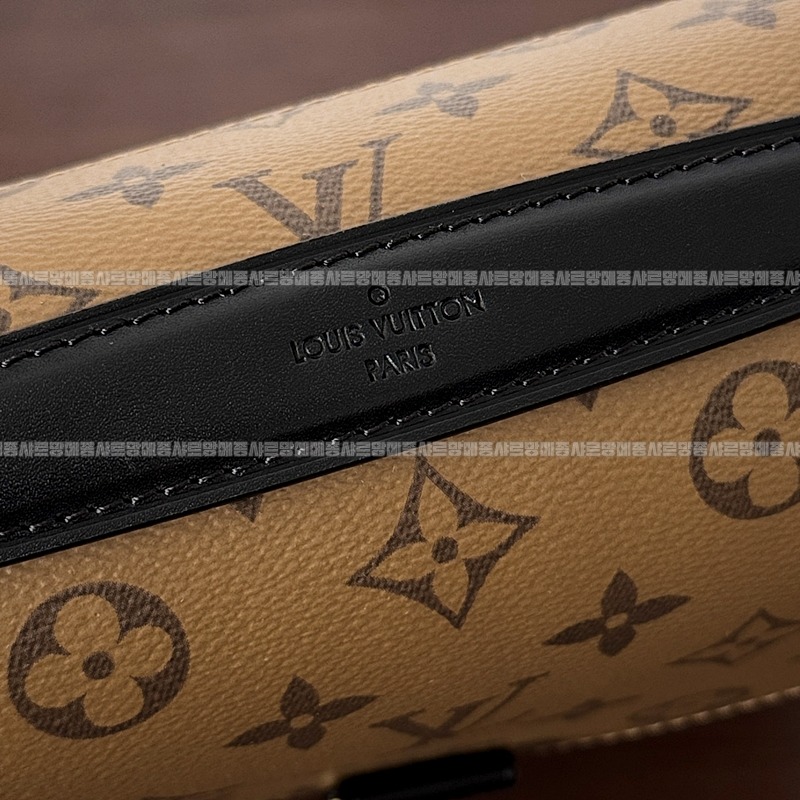 루이비통포쉐트메티스모노그램리버스브라운 20260117-150212-014루.jpg